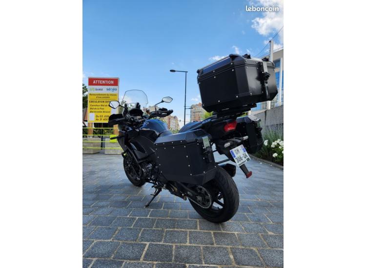 Versys 1000 SE - full accessoires - échappement AKRAPOVIC - 2023 - 13 990 euros